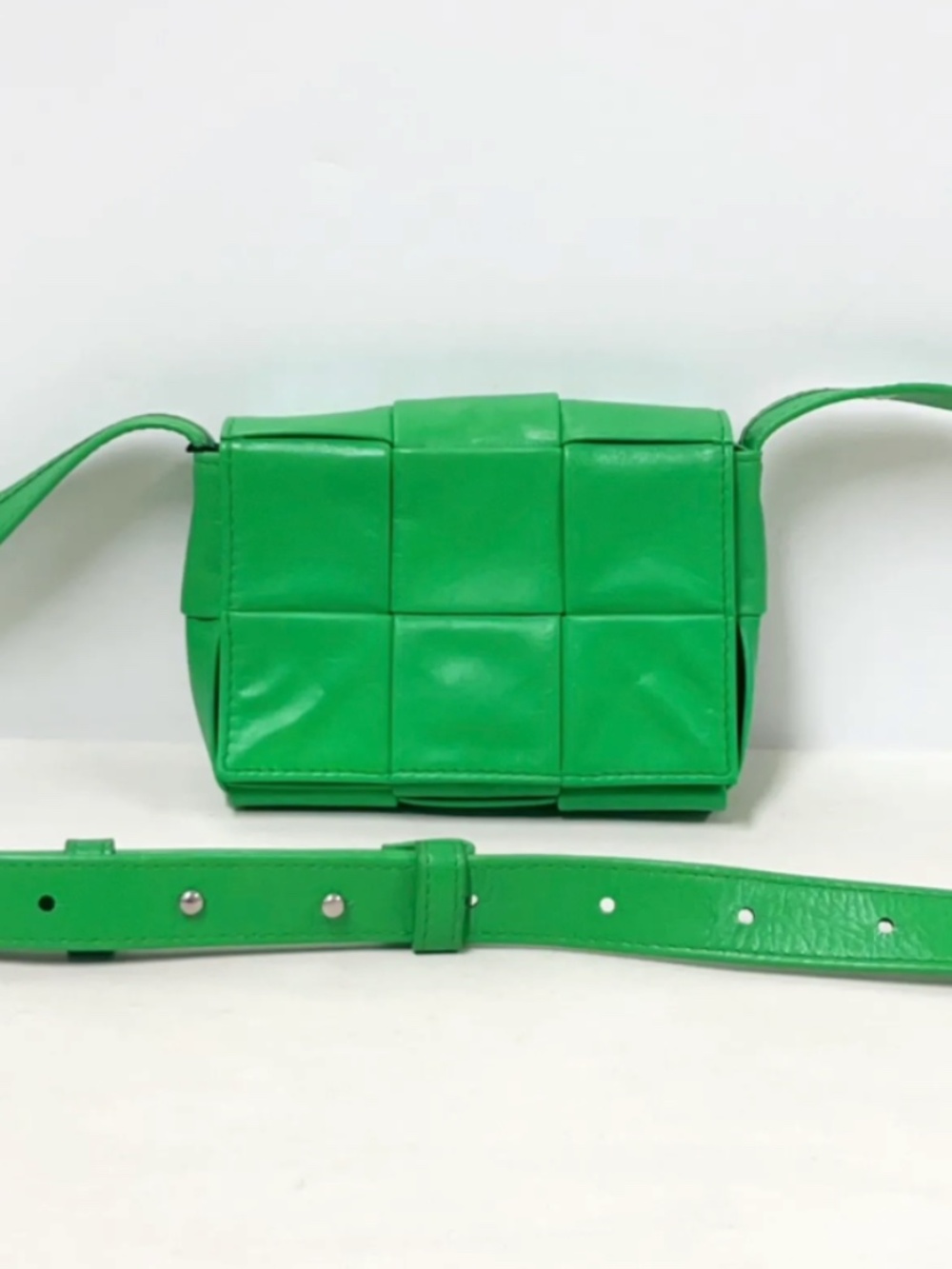 BOTTEGA VENETA Candy Cassette Crossbody Bag Green - COA, Adorable, Excellent